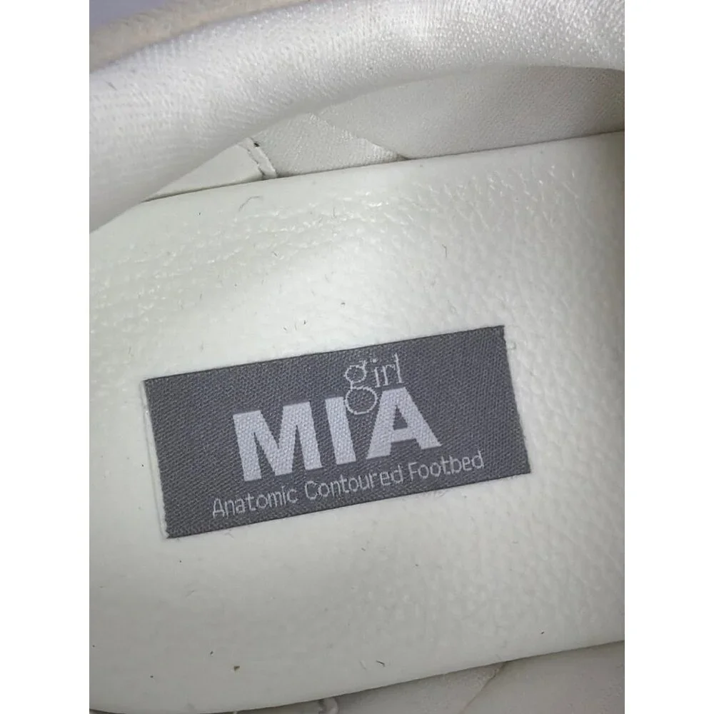 MIA girl Womens 6.5 Silver Metallic Lace Up Sneakers Cream Accents New